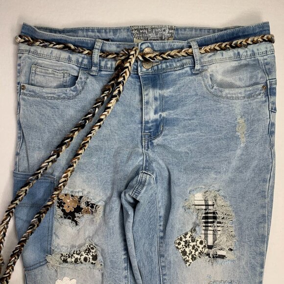 Hot Kiss Skinny Jeans Boho Black White Patched Distressed Light Denim Size 14 - Picture 3 of 12